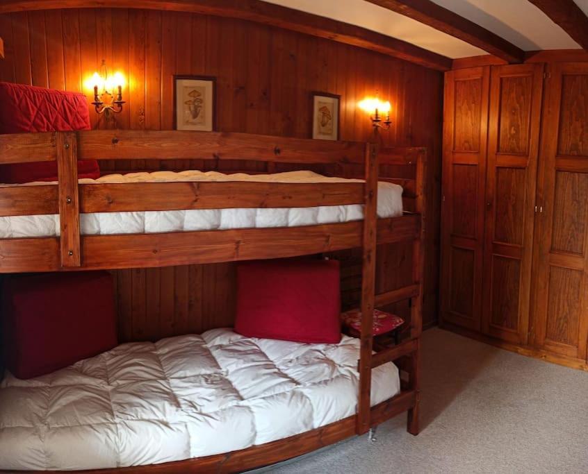 Cozy Apartment In The Heart Of The Alps Chateau-d'Oex Eksteriør bilde