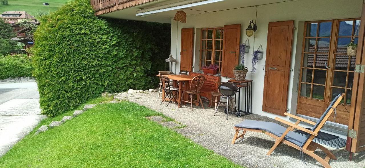 Cozy Apartment In The Heart Of The Alps Chateau-d'Oex Eksteriør bilde